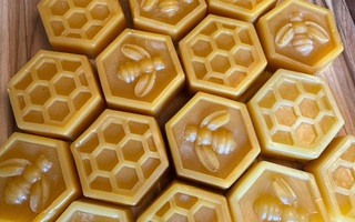 How To Make Small Honeycomb and Bee Shaped Soaps